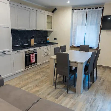 El Rocol Aparthotel Vezza dʼOglio