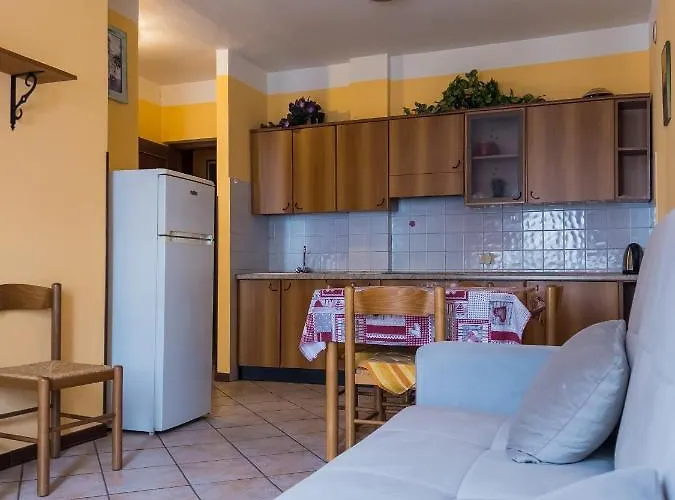 Aparthotel El Rocol Vezza dʼOglio